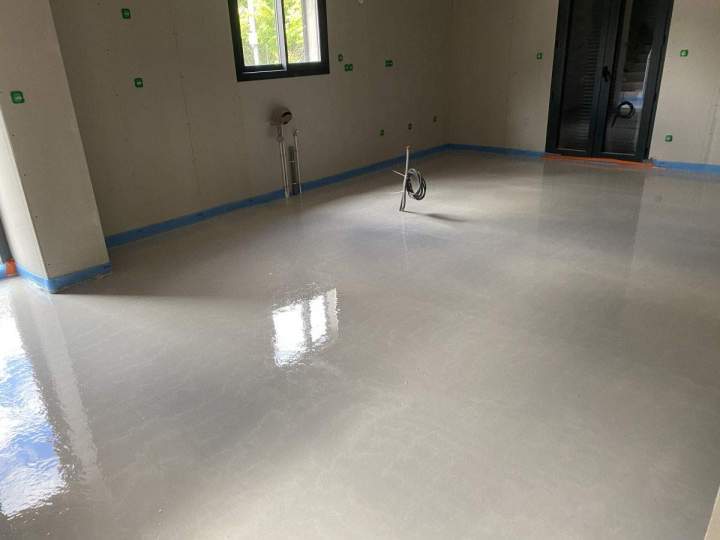 Pose de chape fluide Vitrolles