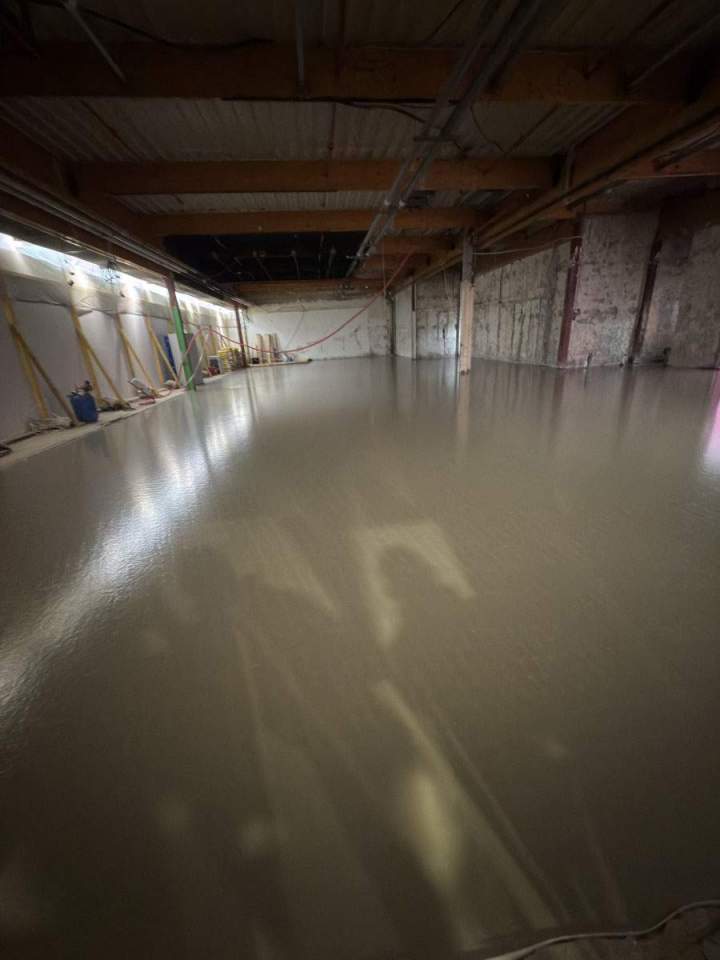 Application de chape fluide Vitrolles