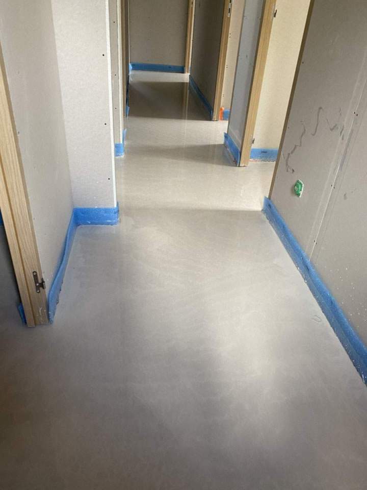 Pose de chape fluide Vitrolles