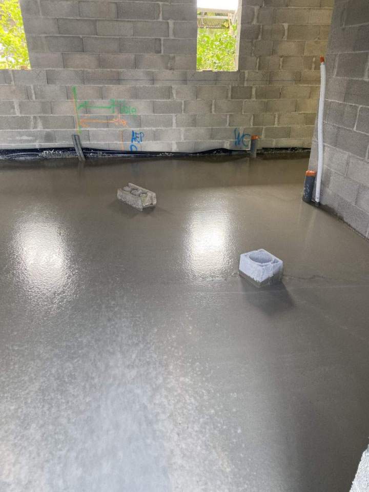 Application de chape fluide Vitrolles